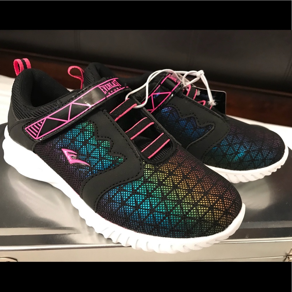 *NWT! Girls Sz 2 Multi-Color Sneakers